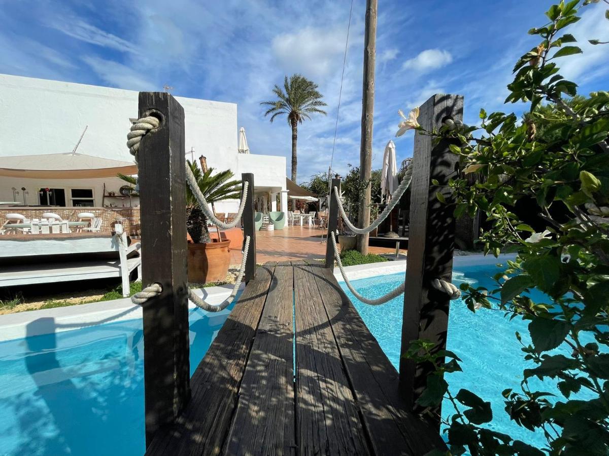 Boutique Hostal La Curandera de Salinas Sant Francesc de s'Estany Exterior foto