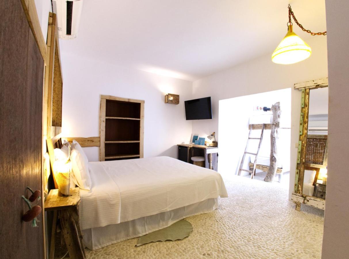 Boutique Hostal La Curandera de Salinas Sant Francesc de s'Estany Exterior foto
