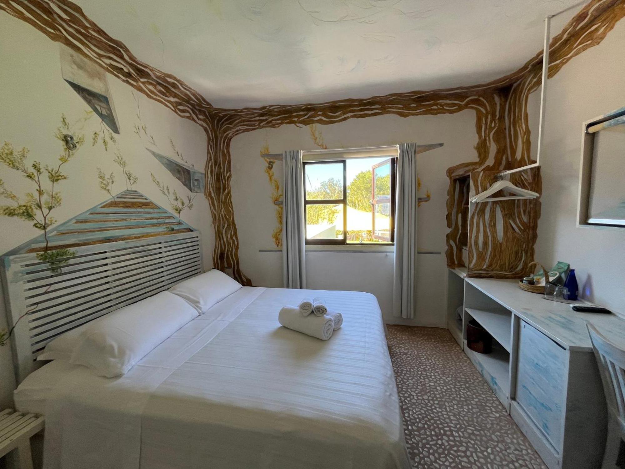 Boutique Hostal La Curandera de Salinas Sant Francesc de s'Estany Exterior foto